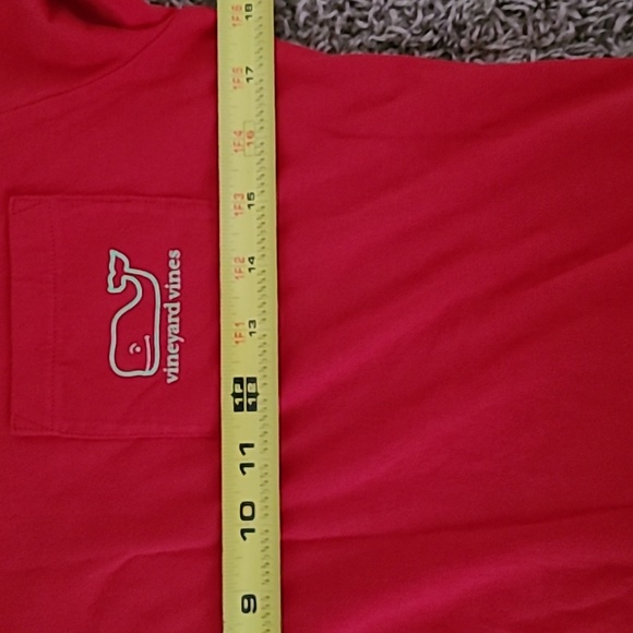 Vineyard Vines red whale Logo long sleeved youth Large t-shirt excellent conditi - Picture 6 of 9